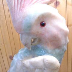 彫刻 手彫り Made in ITALY アラバスター ALABASTER 大理石 鳥 オウム 高さ 約44cm 中古 札幌市厚別区 厚別店の画像
