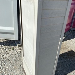 プラスチック製屋外収納庫　家具 収納家具の画像