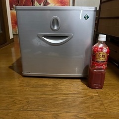 コンパクト冷蔵庫