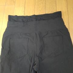 服/ファッション マタニティズボンの画像