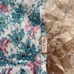 ユニクロ　新品90 Blueの画像