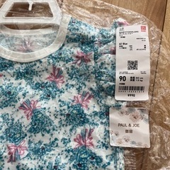 ユニクロ　新品90 Blueの画像