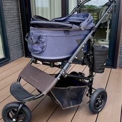 Air Buggy ペットカート　小中型犬　市内受渡し可
