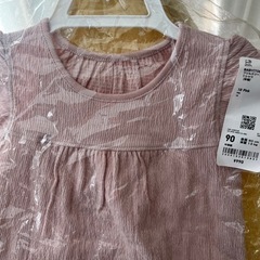 ユニクロ　新品90 pinkの画像