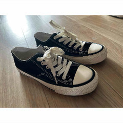⭐︎美品　キャンパス地　スニーカー