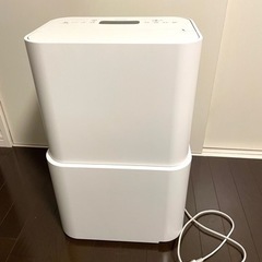 【取引中】[アイリスオーヤマ] ① 空気清浄機能付 除湿機