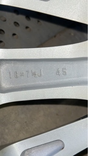 【終了致しました】車のパーツ タイヤ、ホイール】  