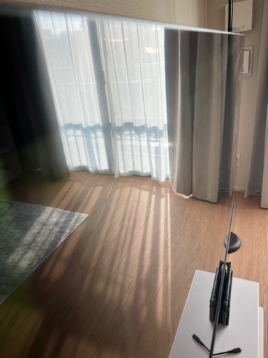 美品　65型テレビ