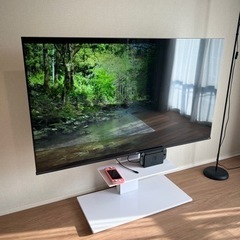 美品　65型テレビ