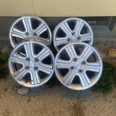 エブリイワゴンアルミホイール4本セット　車のパーツ タイヤ、ホイールの画像