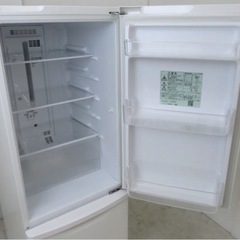 (送料無料) 2019年 美品 168L 冷蔵庫 panasonic 霜取り不要 カテキン消臭フィルター LED庫内灯 ③の画像