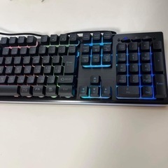 ゲーミングキーボード RGB1680万色 日本語配列 有線キーボードの画像