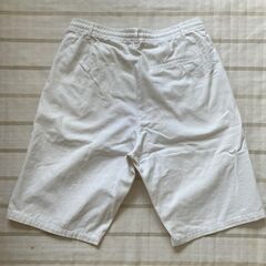 商談中　値下げ　BROWNY製　白色ハーフパンツ　股下３０ｃｍ　メンズ　サイズＬの画像