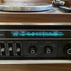 ステレオレコードプレイヤーの画像