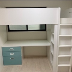 IKEA SMASTAD スモースタッド　二段ベット