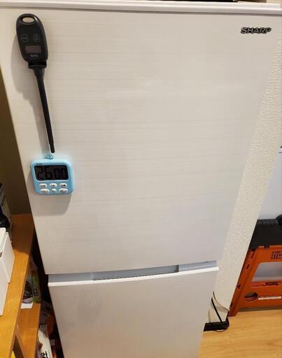 受け渡し者決定しました、シャープ SHARP 冷蔵庫(幅49.5cm) 152L つけかえどっちもドア 2ドア ホワイト SJ-D15G-W　2020年製