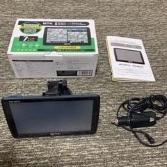 カーナビゲーション　7インチ