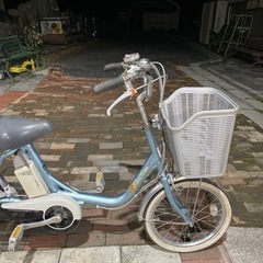 【4462】電動アシスト三輪車　ヤマハパス　前18・後16インチ　66,660円（防犯・税込）の画像