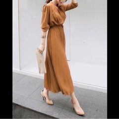 美品　プリーツワンピースの画像