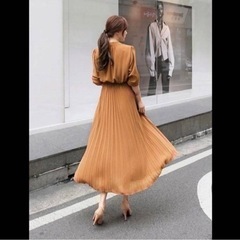 美品　プリーツワンピースの画像