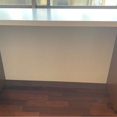 【取引中】キャスター付き　机？棚？どちらにでも使えます