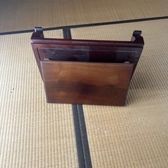 木製ディスプレイスタンド