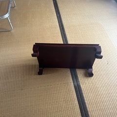 木製ディスプレイスタンドの画像