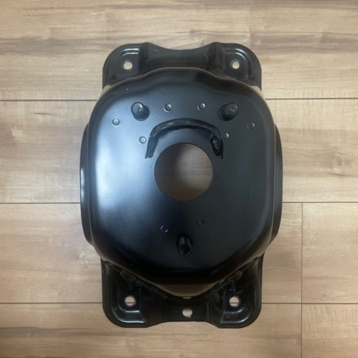 スペアタイヤブラケット ランクル70後期5穴