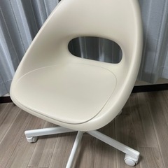 0円🪑キャスター付回転チェア　の画像