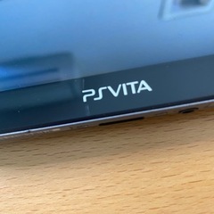 PS VITA本体とソフト4種の画像