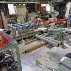 主な作業は配管の製作及び現場取り付け工事です！