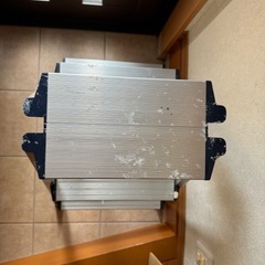 （お引き取り決まりました）アルミ脚立⭐️3段の画像