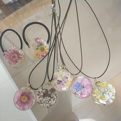 レジンアクセサリーの画像