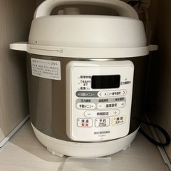 アイリスオーヤマ 電気圧力鍋 3.0L ホワイトの画像