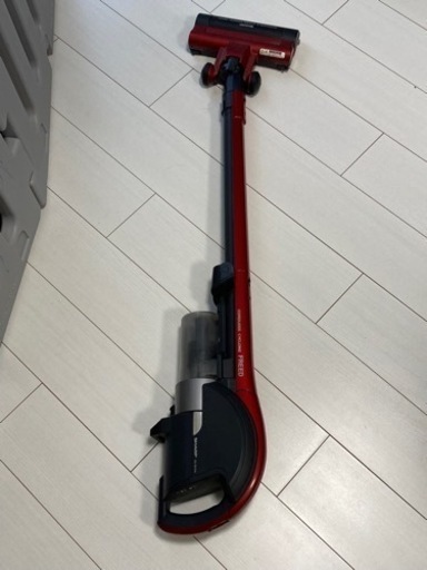 シャープ製コードレスサイクロン掃除機
