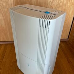 【手渡し限定】中古品　コロナ　除湿機　CD-631の画像
