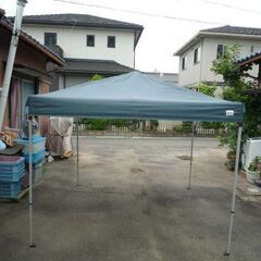 DCM（カーマ）　ワンタッチ立体テント（四角）　訳アリ　中古の画像