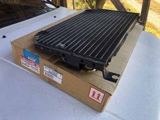 BNR32  スカイライン GT-R用　コンデンサー