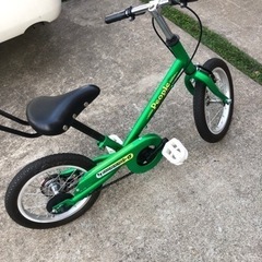 自転車 折りたたみ自転車の画像