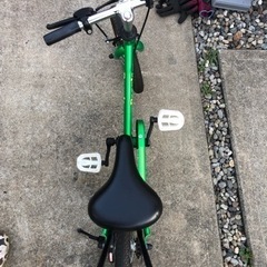 自転車 折りたたみ自転車の画像