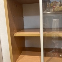 食器棚の画像