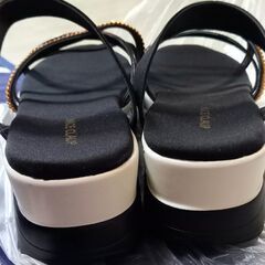 【処分】☆新品☆レディースサンダル☆NICE CLAUP☆の画像