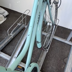 自転車 クロスバイクの画像
