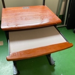 デスク　パソコンデスク　キーボード収納付きの画像