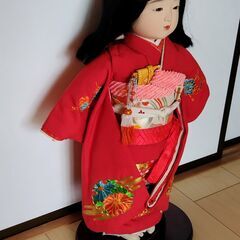市松人形の画像