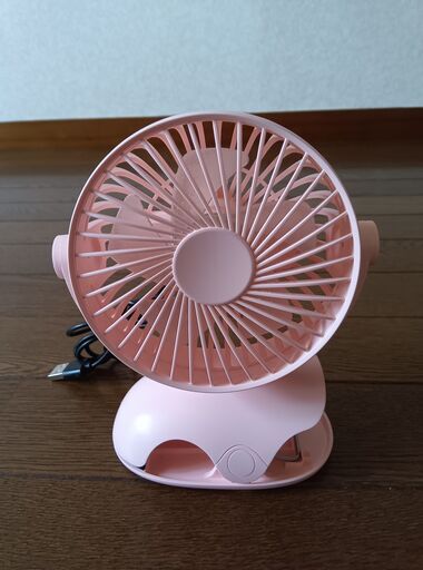 クリップ式ミニ扇風機　ピンク