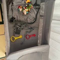 ベビーベッドの画像