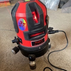 MIGHT 型番：MLA-412HE  レーザー墨出し器の画像