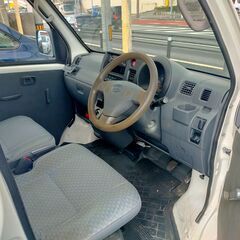 ダイハツ ハイゼットカーゴ EBD-S321V　車検2年付（白）の画像