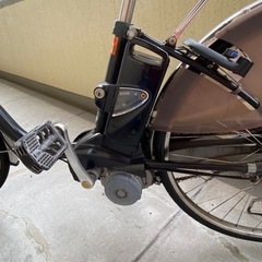 自転車 電動アシスト自転車の画像